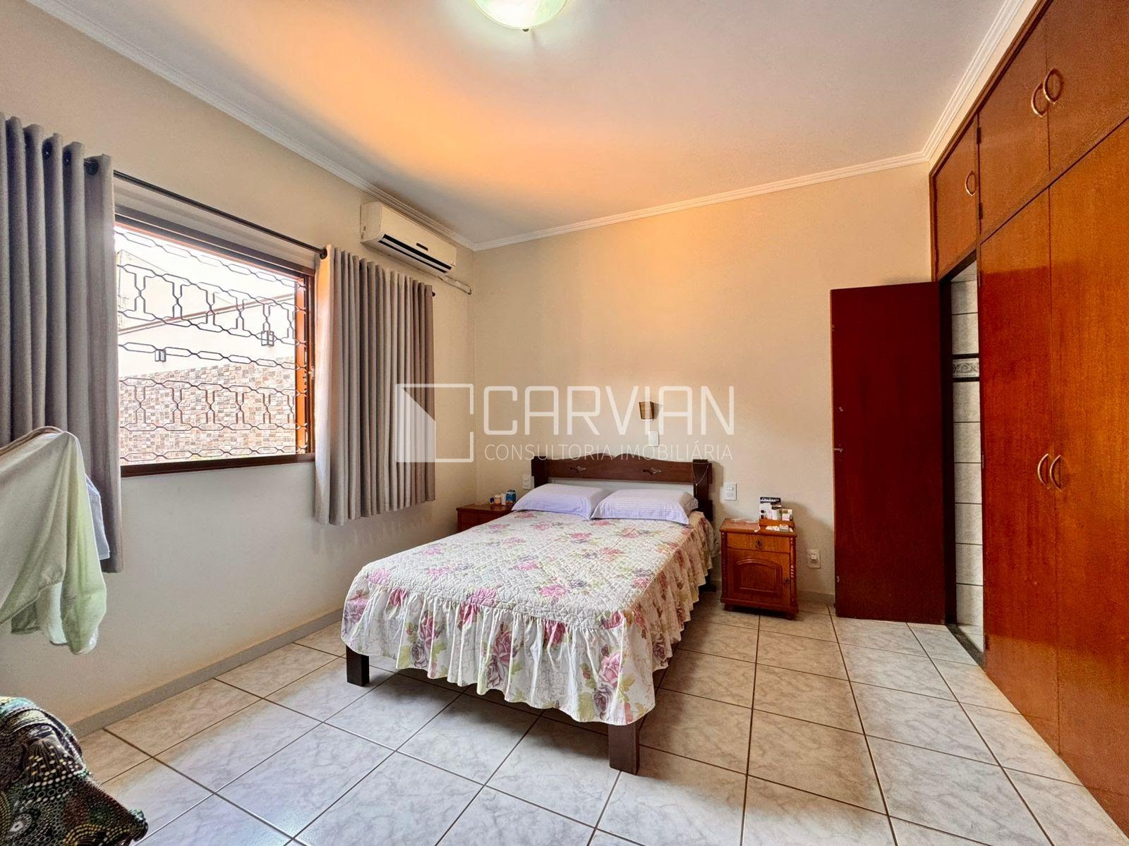 Casa à venda com 3 quartos, 1 suíte, 2 vagas e 250m² no Parque Industrial Lagoinha, Ribeirão Preto (SP) — foto 12 de 30