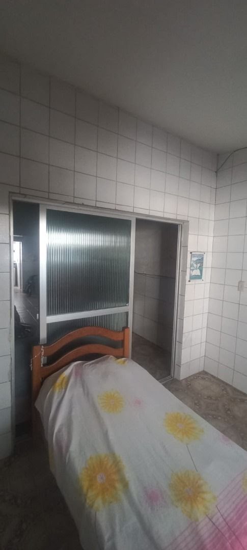 Casa à venda com 3 quartos, 2 banheiros, 2 vagas e 180m² no Engenho do Meio, Recife (PE) — foto 3 de 11