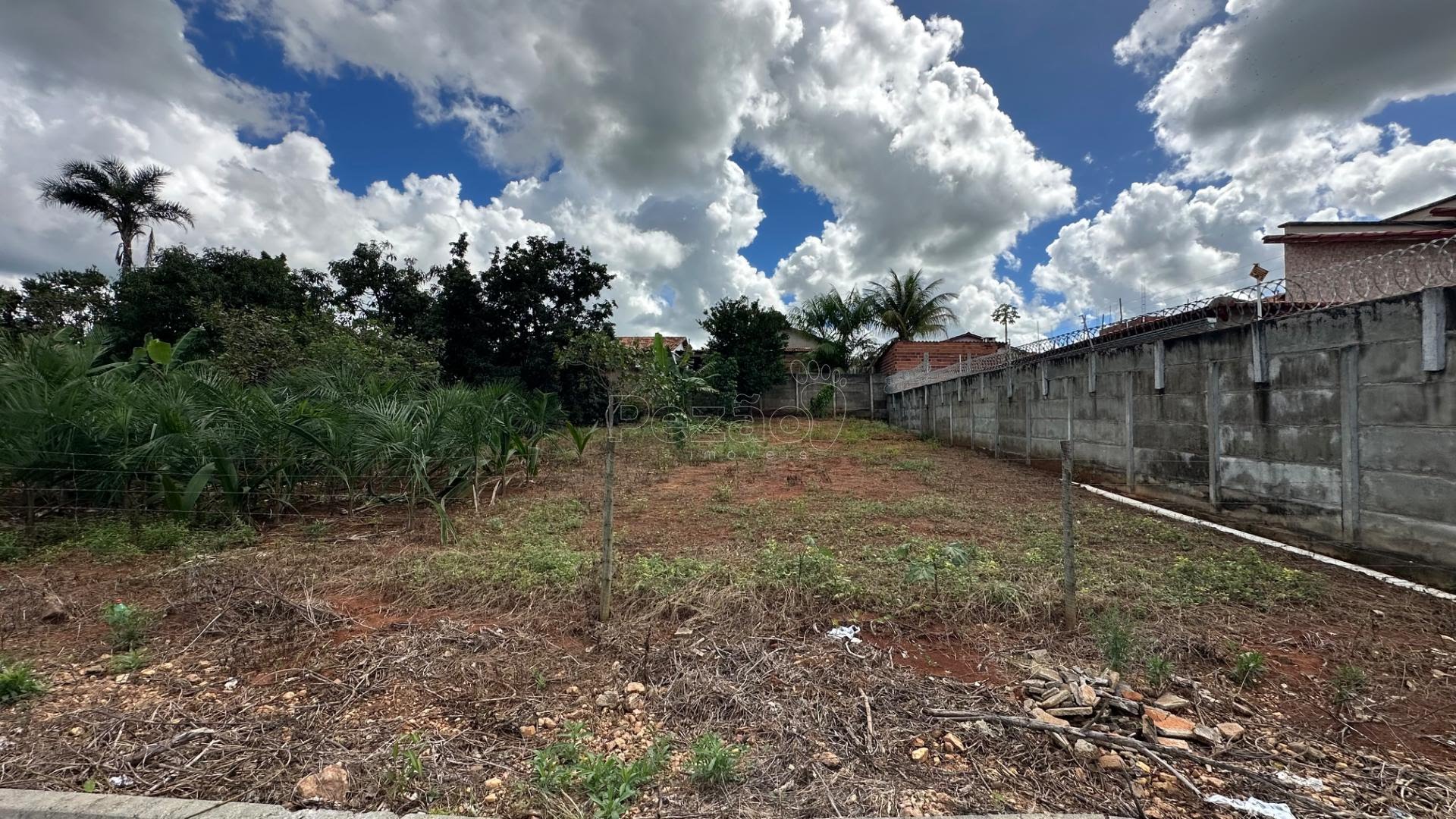 Terreno à venda com 300m² de terreno no Jardim Imperial, Itapuranga — foto principal
