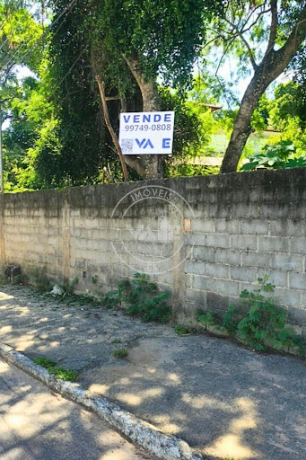 Área Comercial/Residencial com 840 m2 em Guarapari-ES