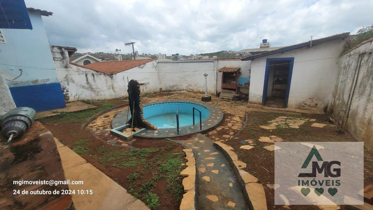 Casa à venda com 4 quartos, 2 suítes, 1 vaga e 300m² no Parque Bandeirantes, Três Corações (MG) — foto 19 de 20