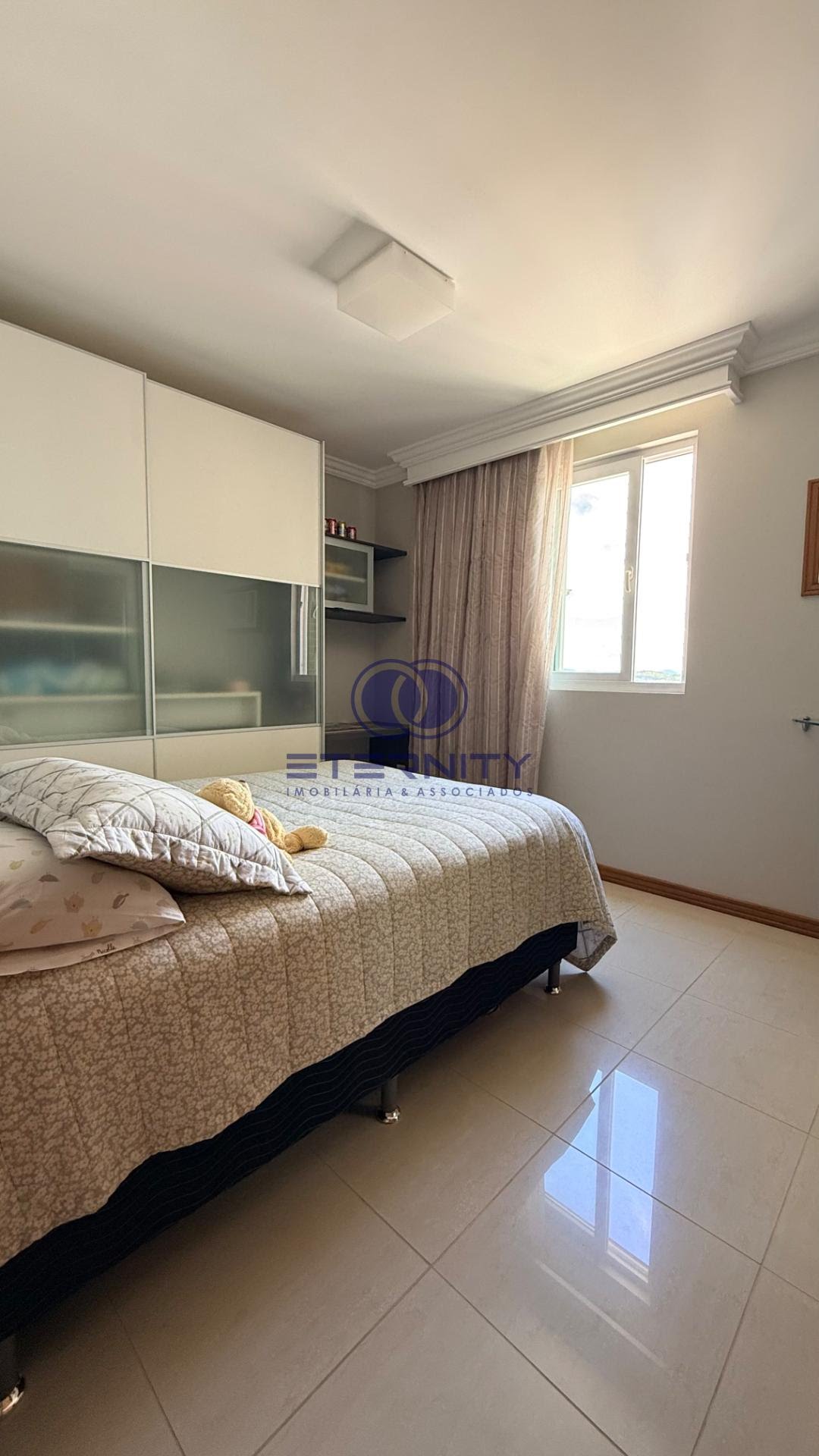 Apartamento à venda com 4 quartos, 4 suítes, 4 vagas e 216m² no Centro, Balneário Piçarras (SC) — foto 17 de 30