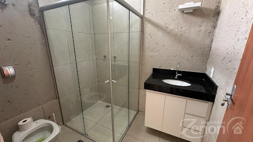 Casa à Venda em Vila Endo - Adamantina: 1 Dormitório, R$250