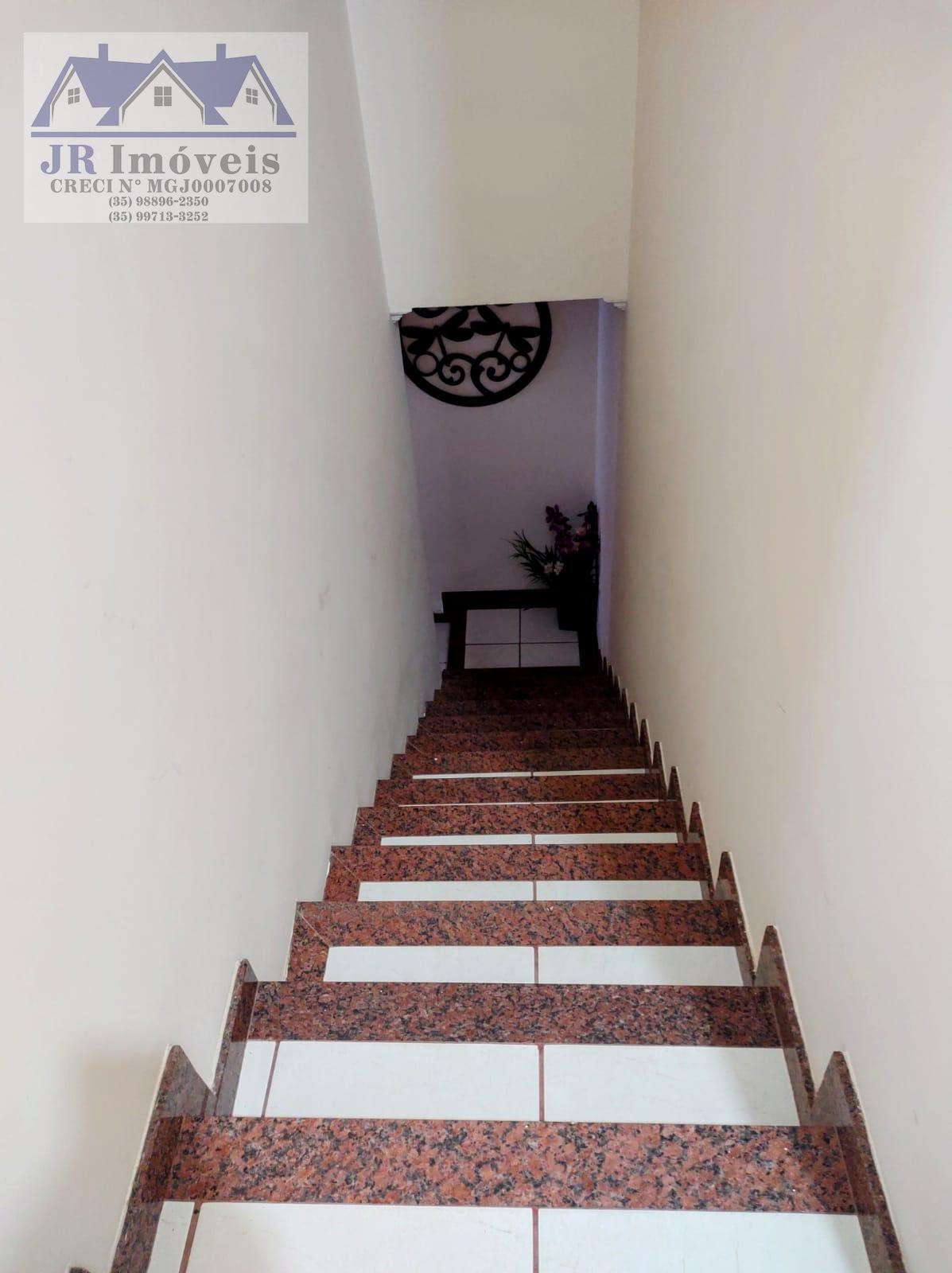 Casa à venda com 2 quartos, 2 suítes, 2 vagas e 328m² no Centro, Piranguinho (MG) — foto 3 de 30