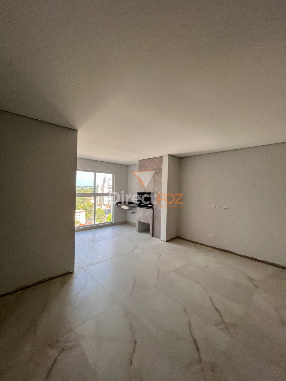 Apartamento no 13° andar à Venda na Elegance Tower - Foz do Iguaçu/PR