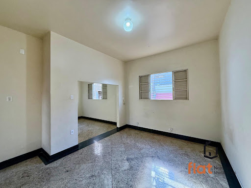 Casa à venda no bairro Centro em Pará de Minas | 3 dorms, suíte