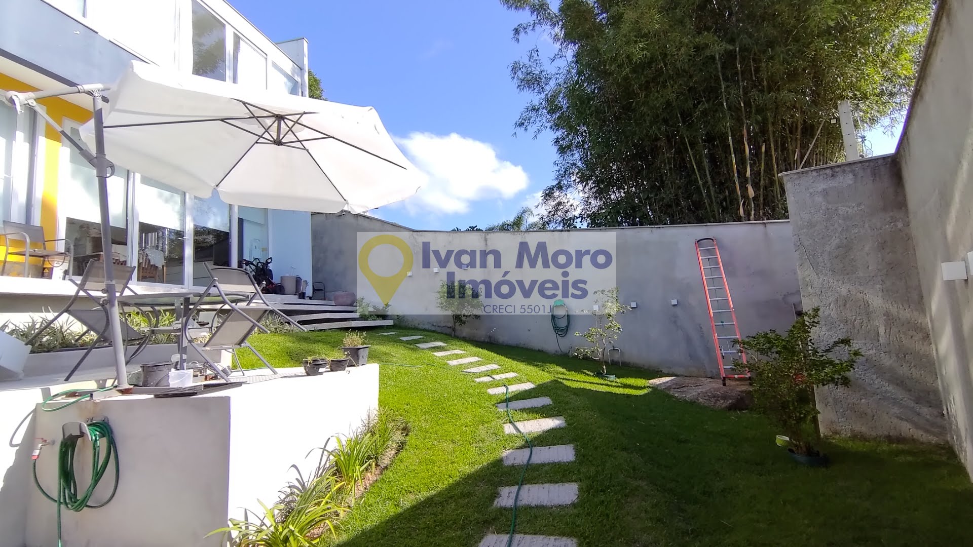 Casa à venda com 2 quartos, 1 suíte, 2 vagas e 97m² no Daniela, Florianópolis (SC) — foto 5 de 30