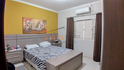 SUÍTE COM AR-CONDICIONADO