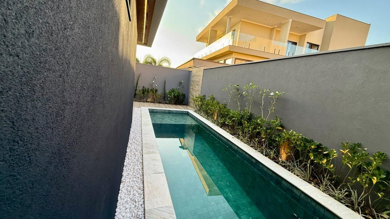 Casa à venda com 4 quartos, 4 suítes, 4 vagas e 263m² no Loteamento Terras de Siena, Ribeirão Preto (SP) — foto 4 de 30