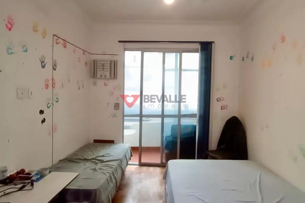 Apartamento à venda com 4 quartos, 2 banheiros e 167m² no Ipanema, Rio de Janeiro (RJ) — foto 16 de 30