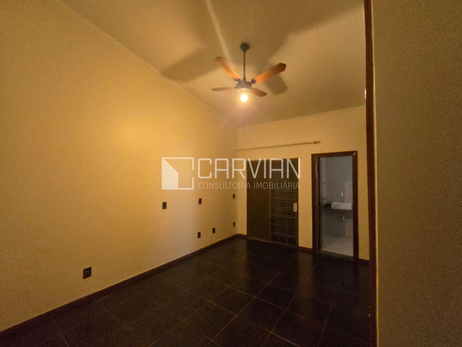 Casa à venda com 4 quartos, 4 suítes, 8 vagas e 676m² no Ribeirânia, Ribeirão Preto (SP) — foto 7 de 30
