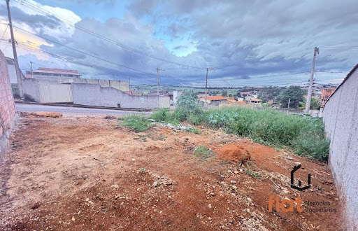 Terreno à Venda no bairro São Paulo - Pará de Minas por R$130.000