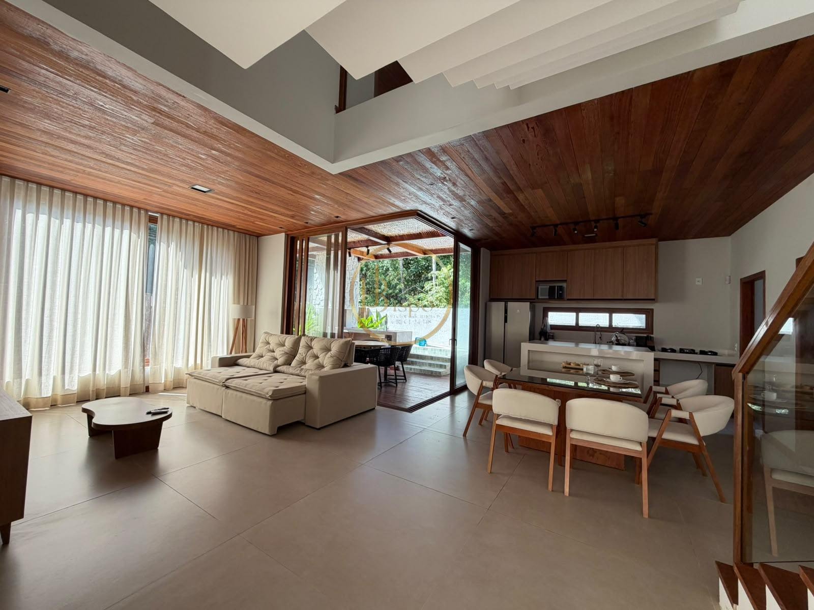 Casa à venda com 4 quartos, 4 suítes, 2 vagas e 200m² no Alto de Pitinga, Porto Seguro (BA) — foto 8 de 16