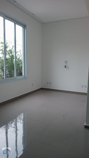 Casa em condomínio no Bosques dos Ipês 1, Tatuí: com 3 dormitórios sendo 1 suíte.