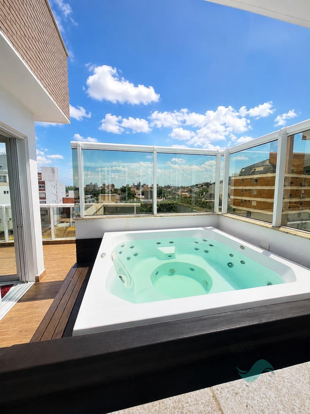 Cobertura à venda com 4 quartos, 4 banheiros, 2 vagas e 210m² no Jurerê, Florianópolis (SC) — foto 2 de 19