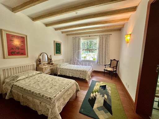 suite-trinitaimobiliaria-sitioararas