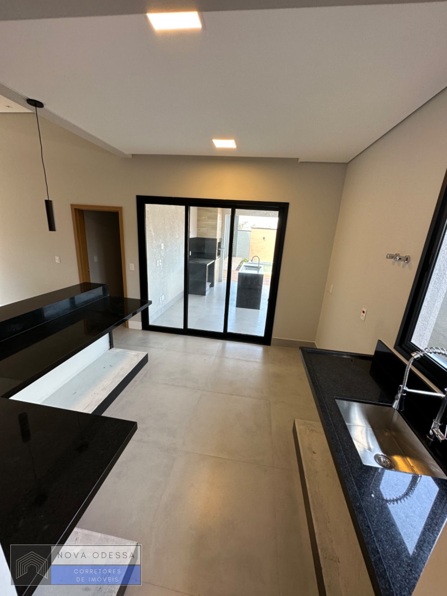Casa à venda com 3 quartos, 1 suíte, 5 vagas e 185m² no Engenho Velho II, Nova Odessa (SP) — foto 15 de 22