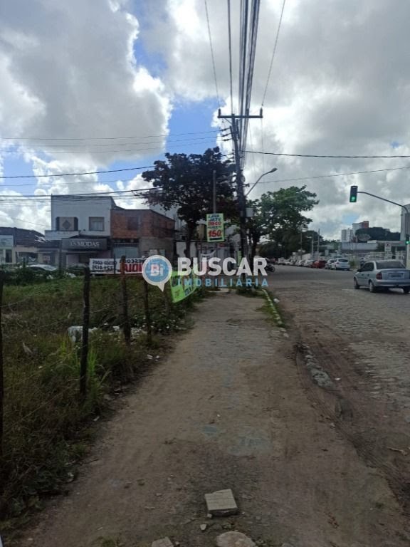 Terreno à venda com 2600m² de terreno no Centro, Feira de Santana (BA) — foto 2 de 8