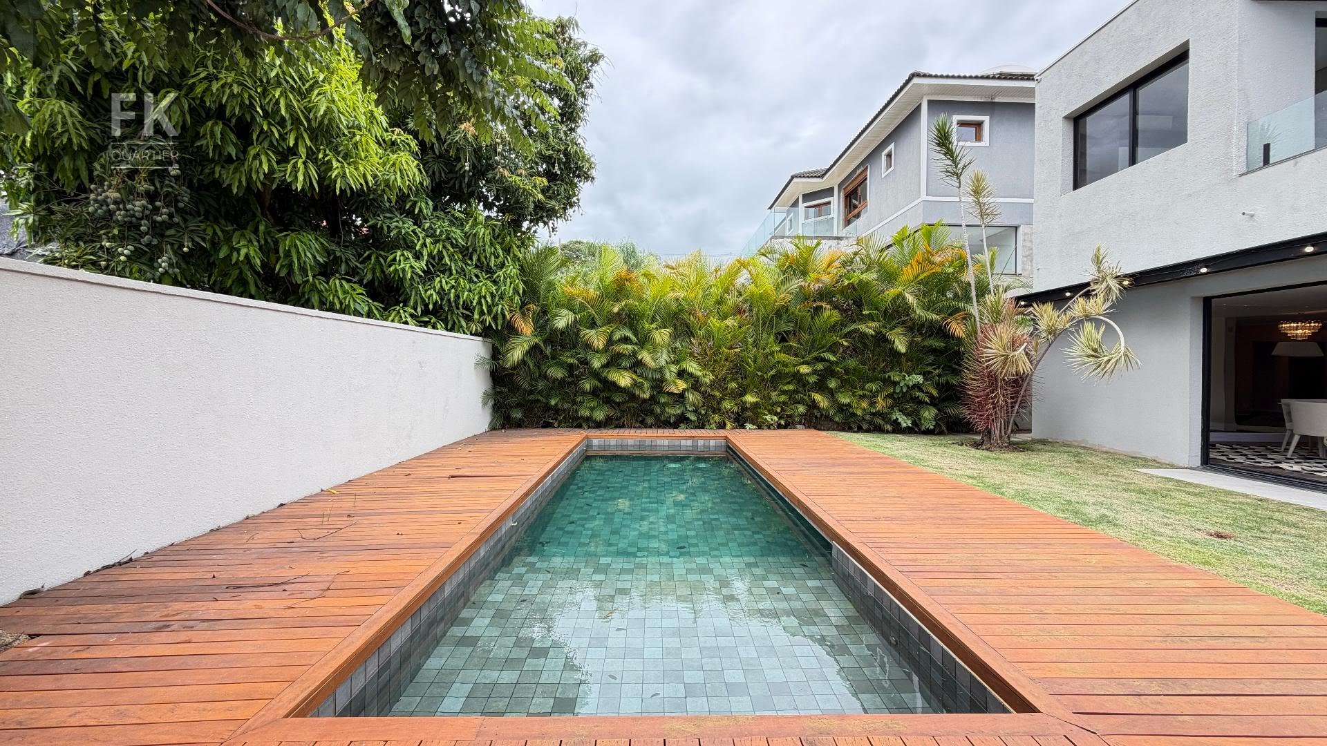 Casa à venda com 5 quartos, 5 suítes, 4 vagas e 350m² no Alphaville Residencial Dois, Barueri (SP) — foto 14 de 30