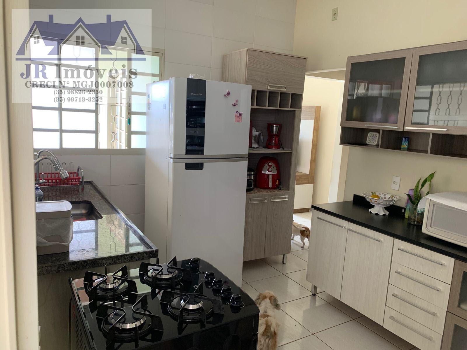 Casa à venda com 2 quartos, 1 banheiro, 2 vagas e 250m² no Açude, Itajubá (MG) — foto 8 de 17