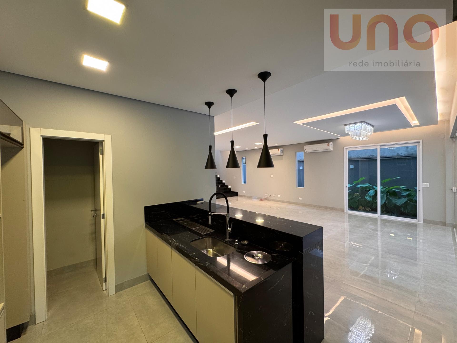 Casa à venda com 4 quartos, 4 suítes, 2 vagas e 308m² no Parque Residencial Maria A Pedrossian, Campo Grande (MS) — foto 21 de 30