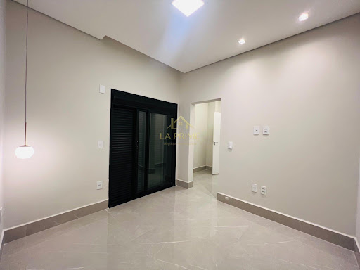Casa de Condomínio em Alphaville Castelo em Itu, 4 dormitórios, 4 suíte, 6 vagas de garagem , SP