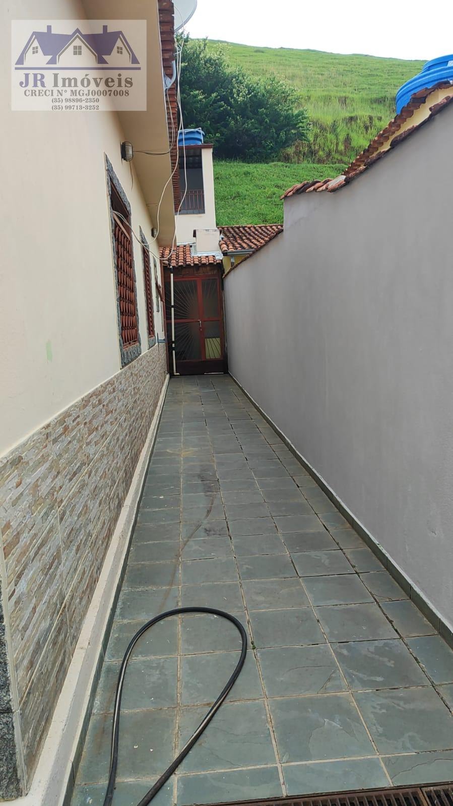 Casa à venda com 3 quartos, 2 banheiros e 1 vaga no Vila Isabel, Itajubá (MG) — foto 16 de 28