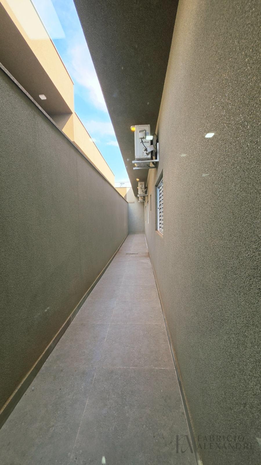 Casa à venda com 3 quartos, 3 suítes e 136m² no Parque Residencial J. Macedo, São José do Rio Preto (SP) — foto 23 de 24