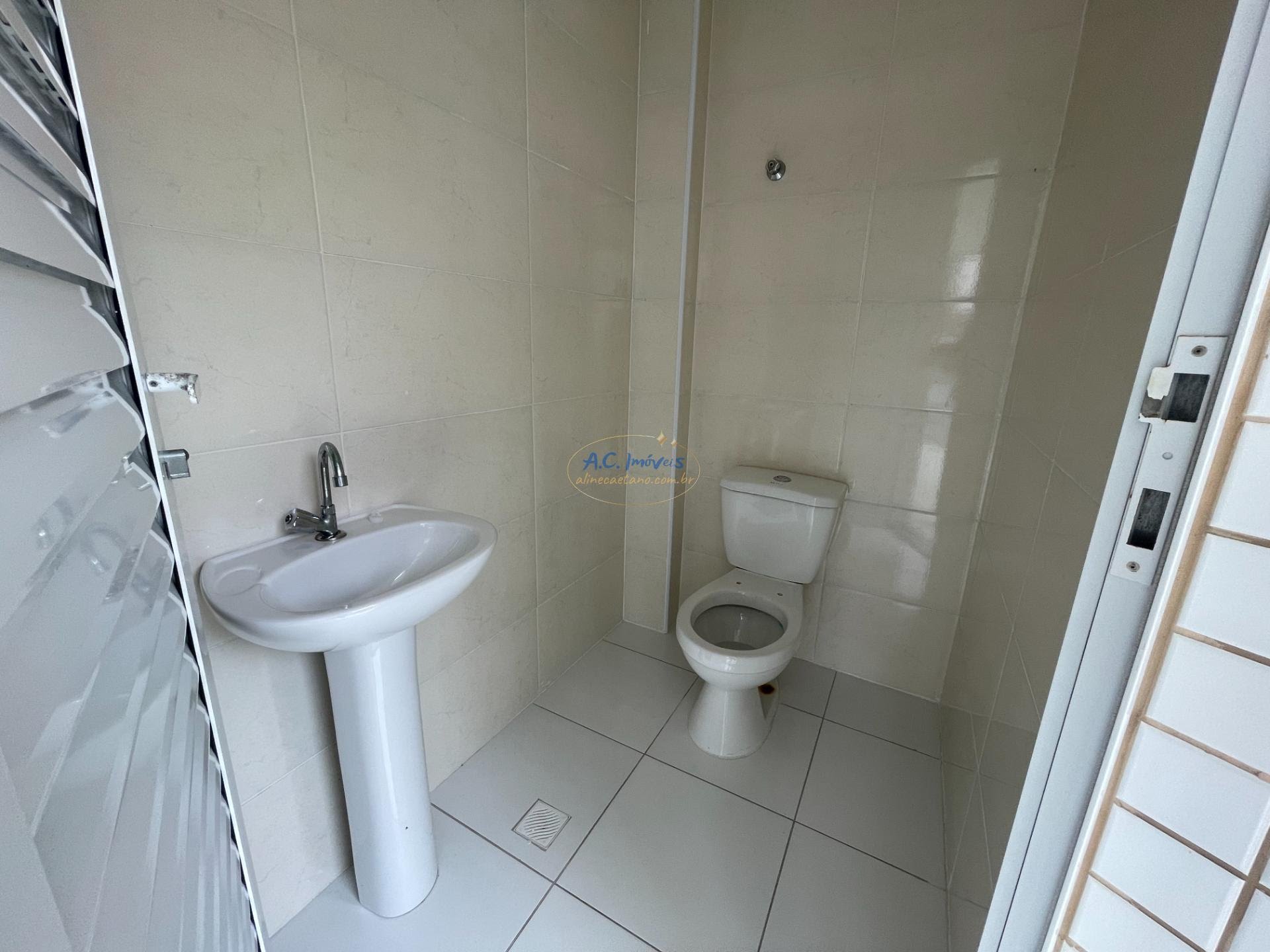 Apartamento para alugar com 3 quartos, 3 suítes, 2 vagas e 163m² no Vila Tupi, Praia Grande (SP) — foto 16 de 30
