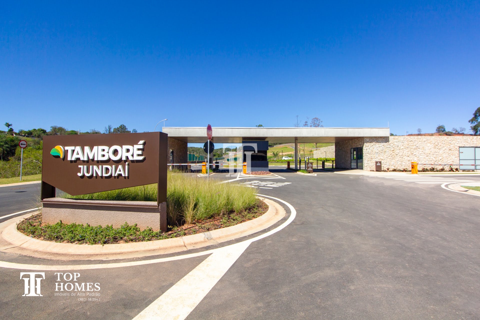 Terrenos/lotes à venda no condomínio Tamboré Jundiaí