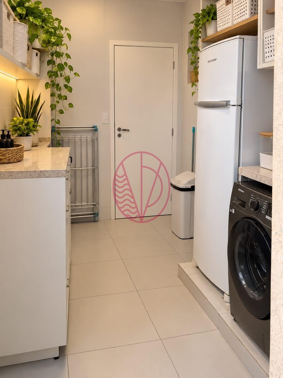 Apartamento para alugar com 4 quartos, 1 suíte, 2 vagas e 243m² no Barra, Salvador (BA) — foto 15 de 30