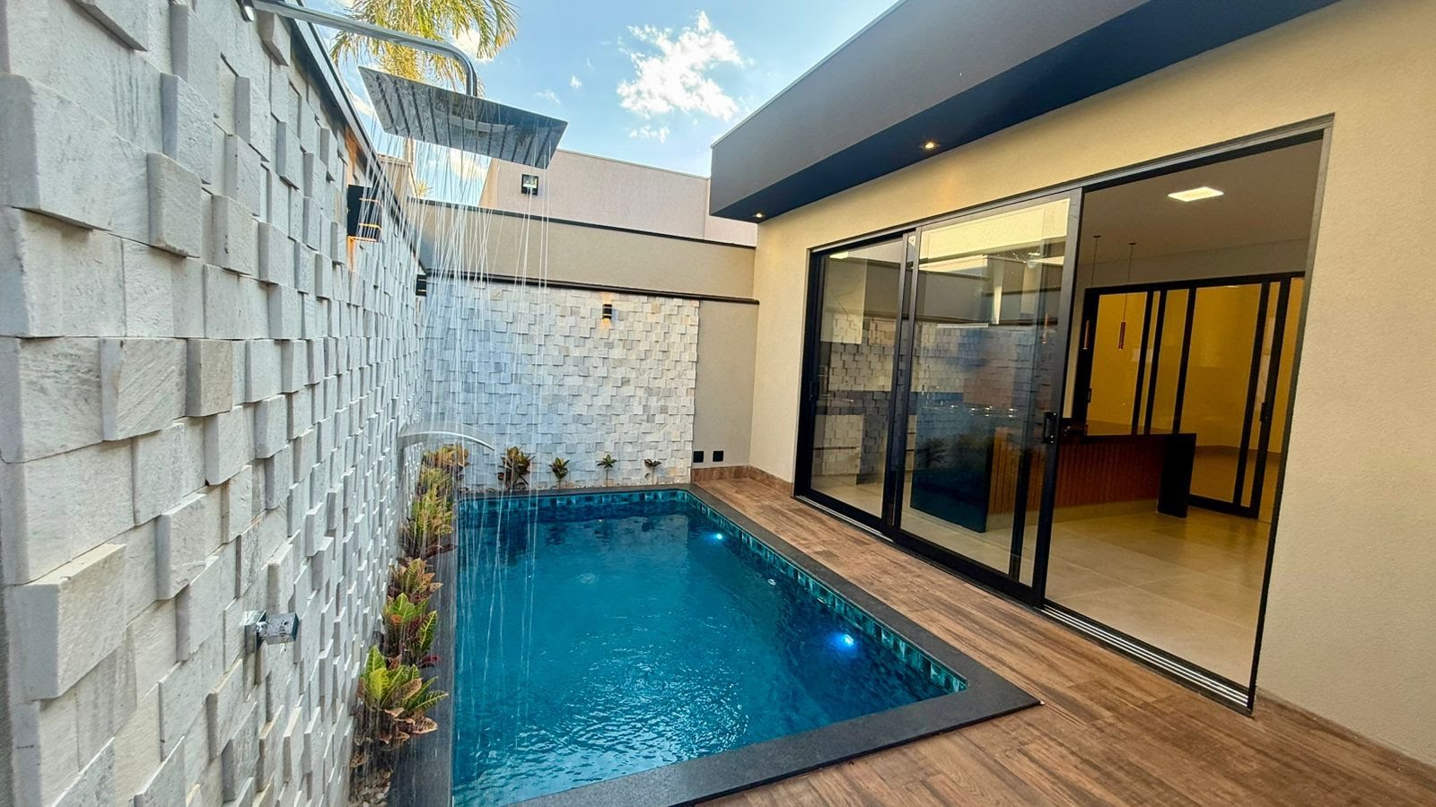 Casa à venda com 3 quartos, 3 suítes, 4 vagas e 172m² no Jardim Cybelli, Ribeirão Preto (SP) — foto 23 de 30