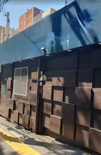 Loja na Vila Olímpia, 6 salas, localização excelente, 3 vagas, locação 100m²