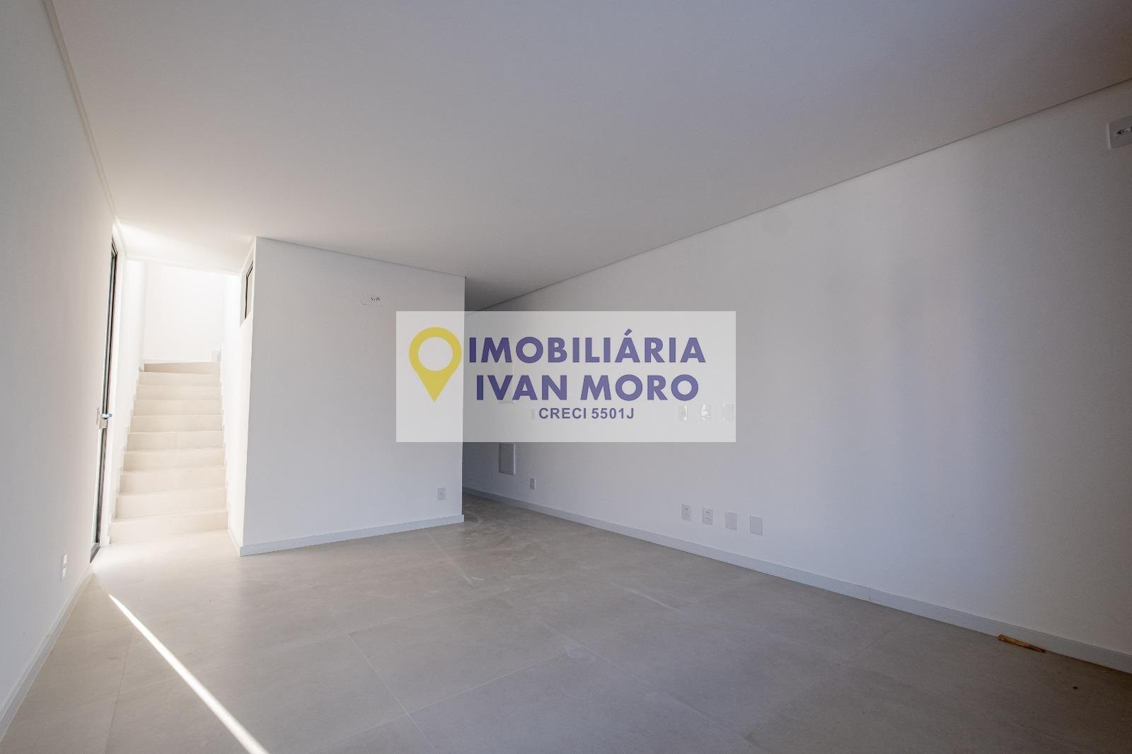 Casa à venda com 3 quartos, 1 suíte, 1 vaga e 138m² no Cachoeira do Bom Jesus, Florianópolis (SC) — foto 3 de 25