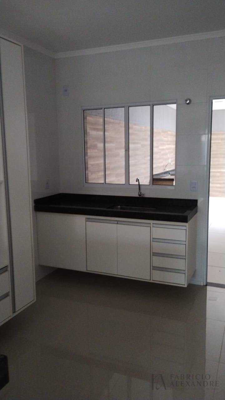 Casa à venda com 3 quartos, 1 suíte e 2 vagas no Jardim Tajara, São José do Rio Preto (SP) — foto 4 de 7