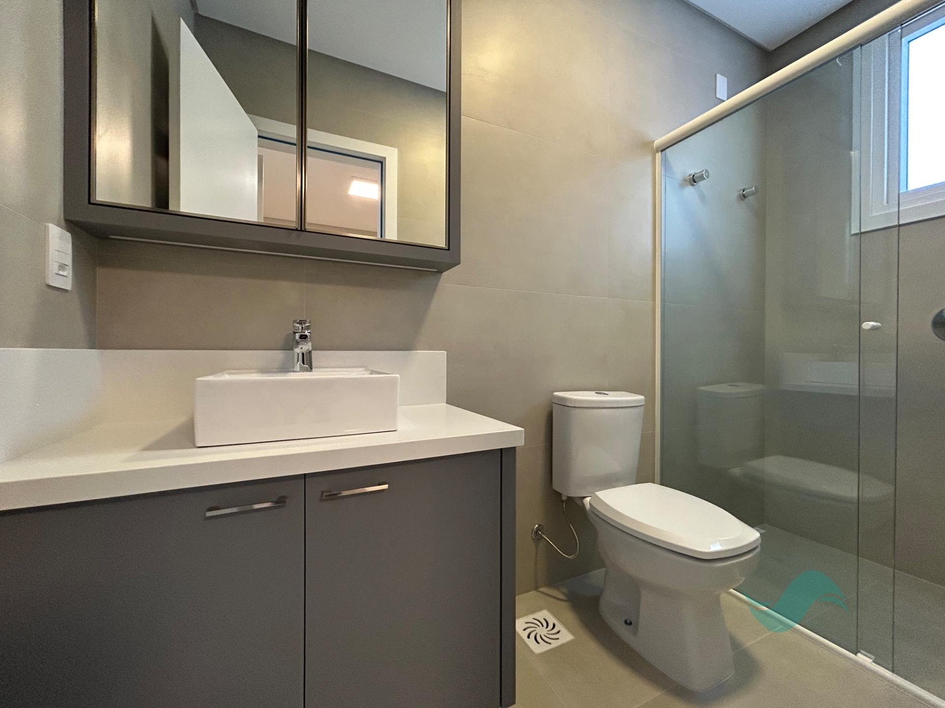 Casa à venda com 3 suítes, 2 vagas e 270m² no Lagoa da Conceição, Florianópolis (SC) — foto 14 de 22