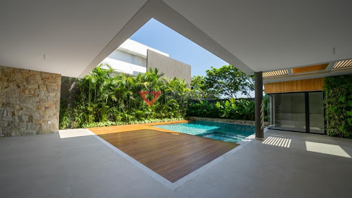 Casa de Luxo na Barra da Tijuca - 860M², 5 Dormitórios, 7 Banheiros - Venda e Locação