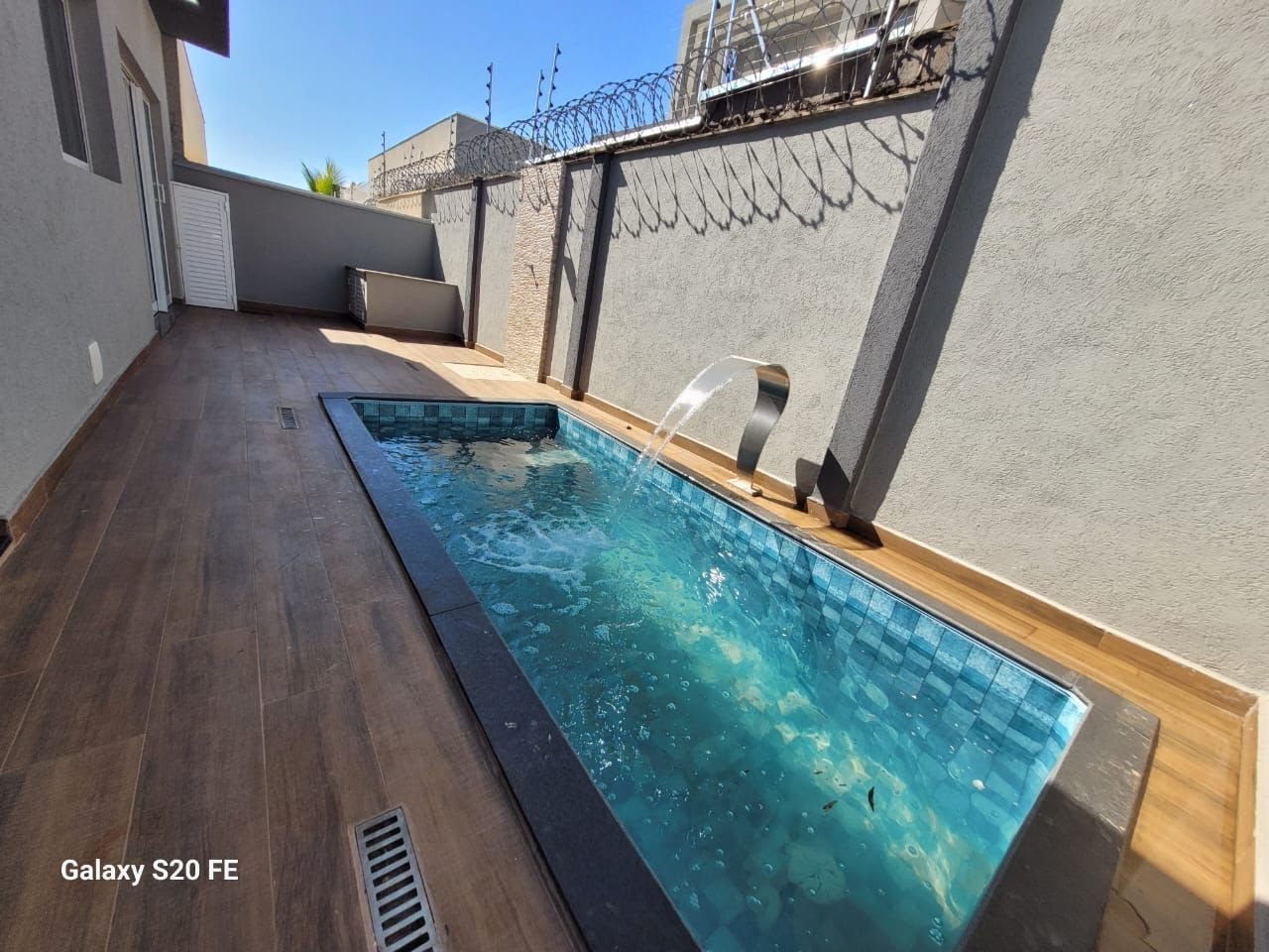 Casa à venda com 3 quartos, 3 suítes, 4 vagas e 160m² no Jardim Cybelli, Ribeirão Preto (SP) — foto 3 de 29