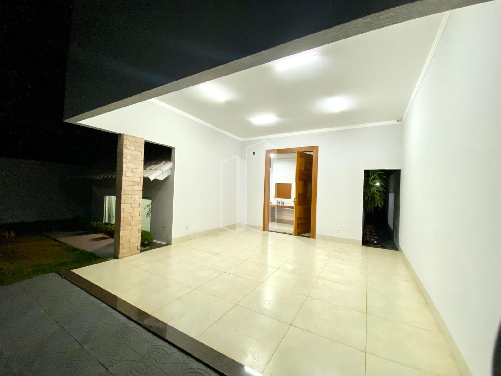 Casa à venda com 4 quartos, 4 suítes, 4 vagas e 320m² no Jardim Venezuela, Morrinhos (GO) — foto 25 de 30