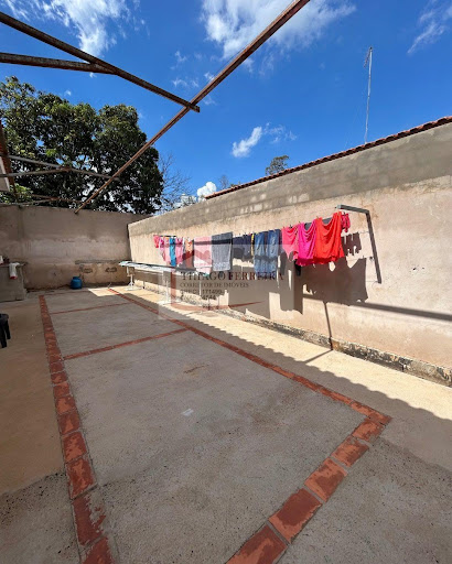 Casa em Jardim Cinelândia  -  Santa Rita do Passa Quatro
