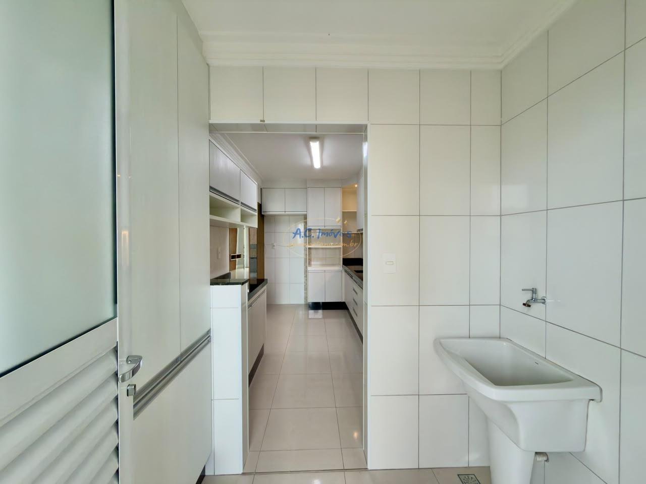 Apartamento à venda com 2 quartos, 1 suíte, 2 vagas e 94m² no Guilhermina, Praia Grande (SP) — foto 11 de 15