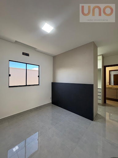 Casa de Condomínio em Nova Lima  -  Campo Grande