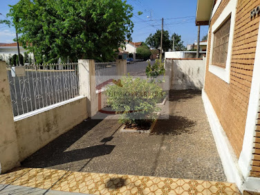Casa em Bairro Jardim  -  Santa Rita do Passa Quatro