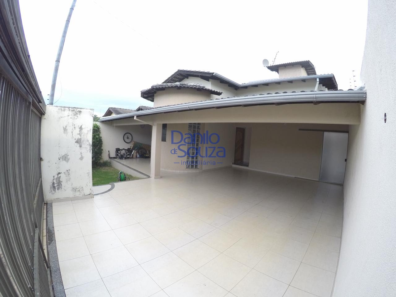 Casa à venda com 3 quartos, 1 banheiro, 4 vagas e 360m² no Veredas da Cidade, Araxá — foto principal