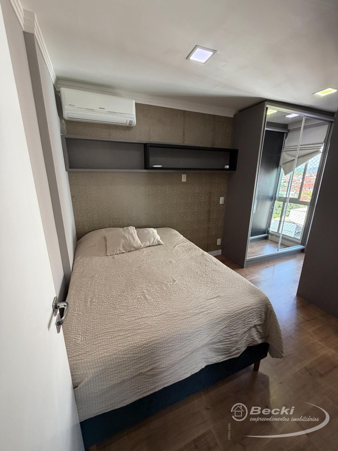 Cobertura à venda com 3 quartos, 1 suíte, 2 vagas e 129m² no Floresta, Joinville (SC) — foto 7 de 16