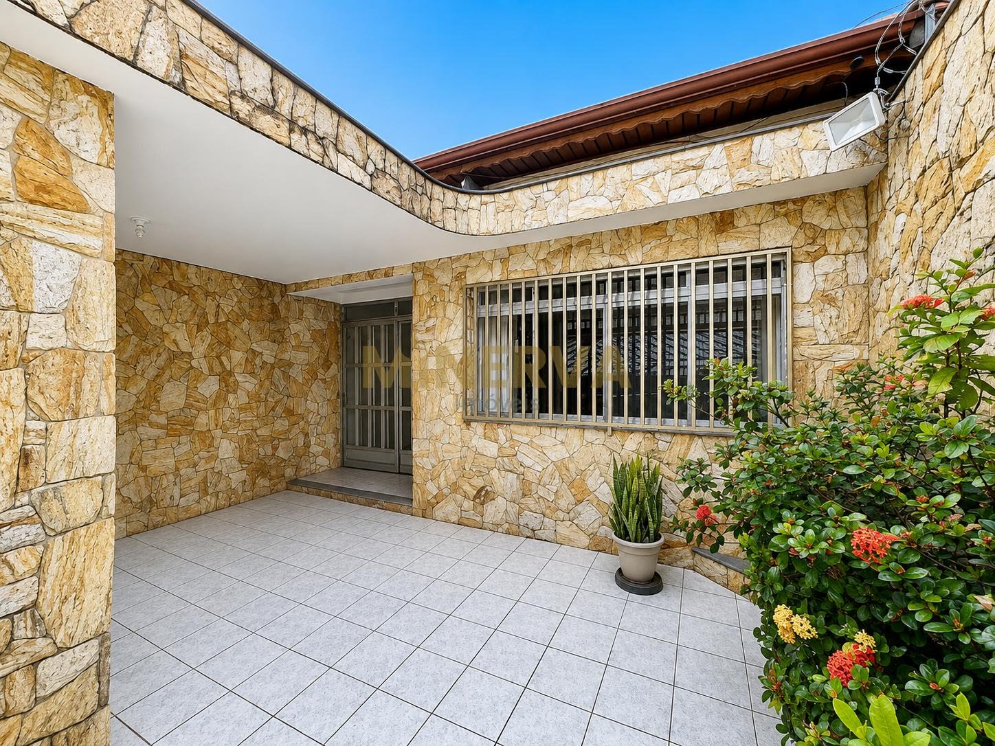Casa à venda com 2 quartos, 2 banheiros, 2 vagas e 125m² no Parque São Jorge, São Paulo — foto principal