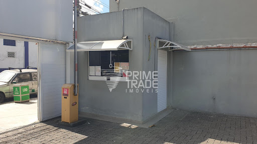 Estacionamento e Lava Rápido na Encruzilhada  -  Santos/SP