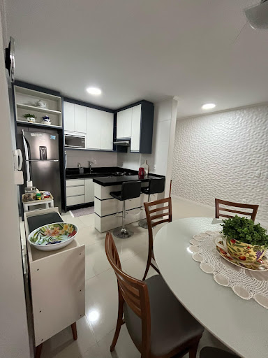 Apartamento a 100 metros do mar 03 quartos -  em Balneário Perequê  -  Porto Belo