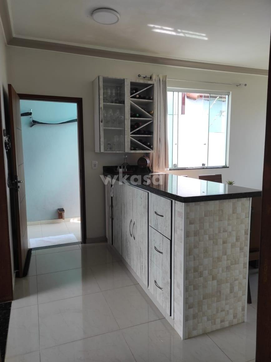 Casa à venda com 4 quartos, 1 suíte, 2 vagas e 420m² no São Francisco, Serra (ES) — foto 2 de 17