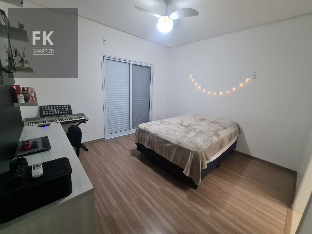 Casa à venda com 3 quartos, 3 suítes, 4 vagas e 266m² no Suru, Santana de Parnaíba (SP) — foto 23 de 26
